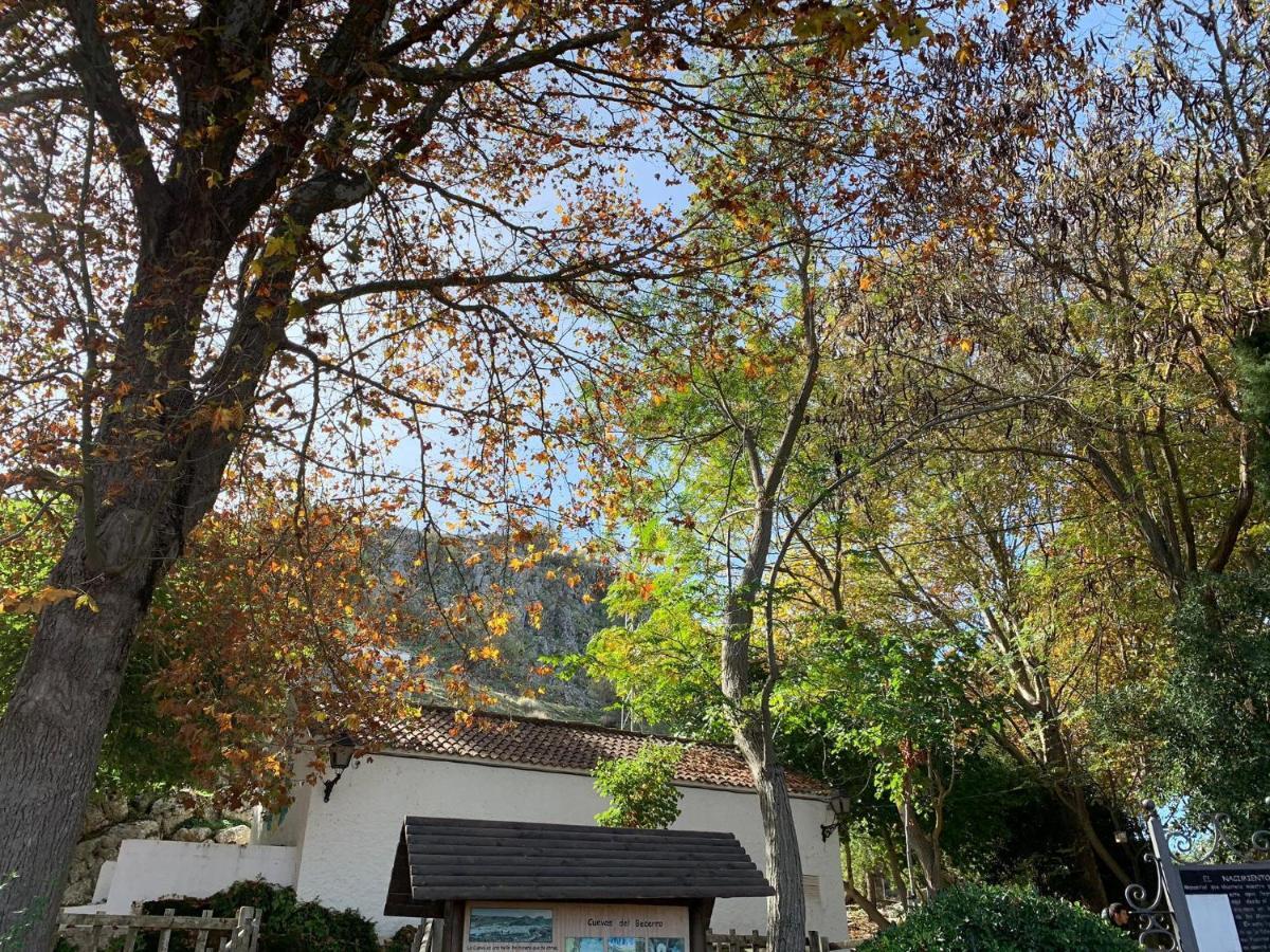 Villa Remedios Cuevas del Becerro Eksteriør billede